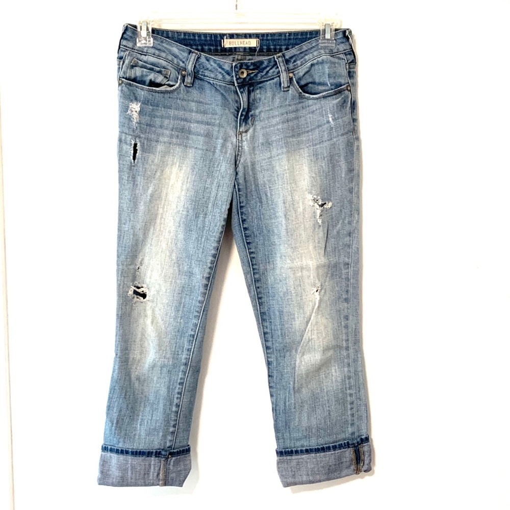 Bullhead Jean capris light colored